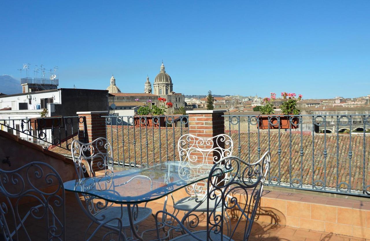 Casa Alcala Deluxe Hotel Catania Exterior foto